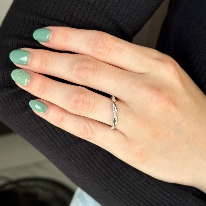 Platinum Petite Twist Eternity (1/5ctw)