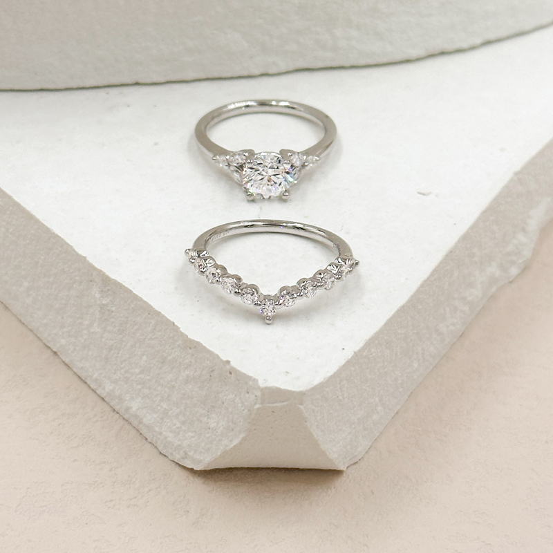 Platinum Grand Shared Contoured Ring (1/2ctw)
