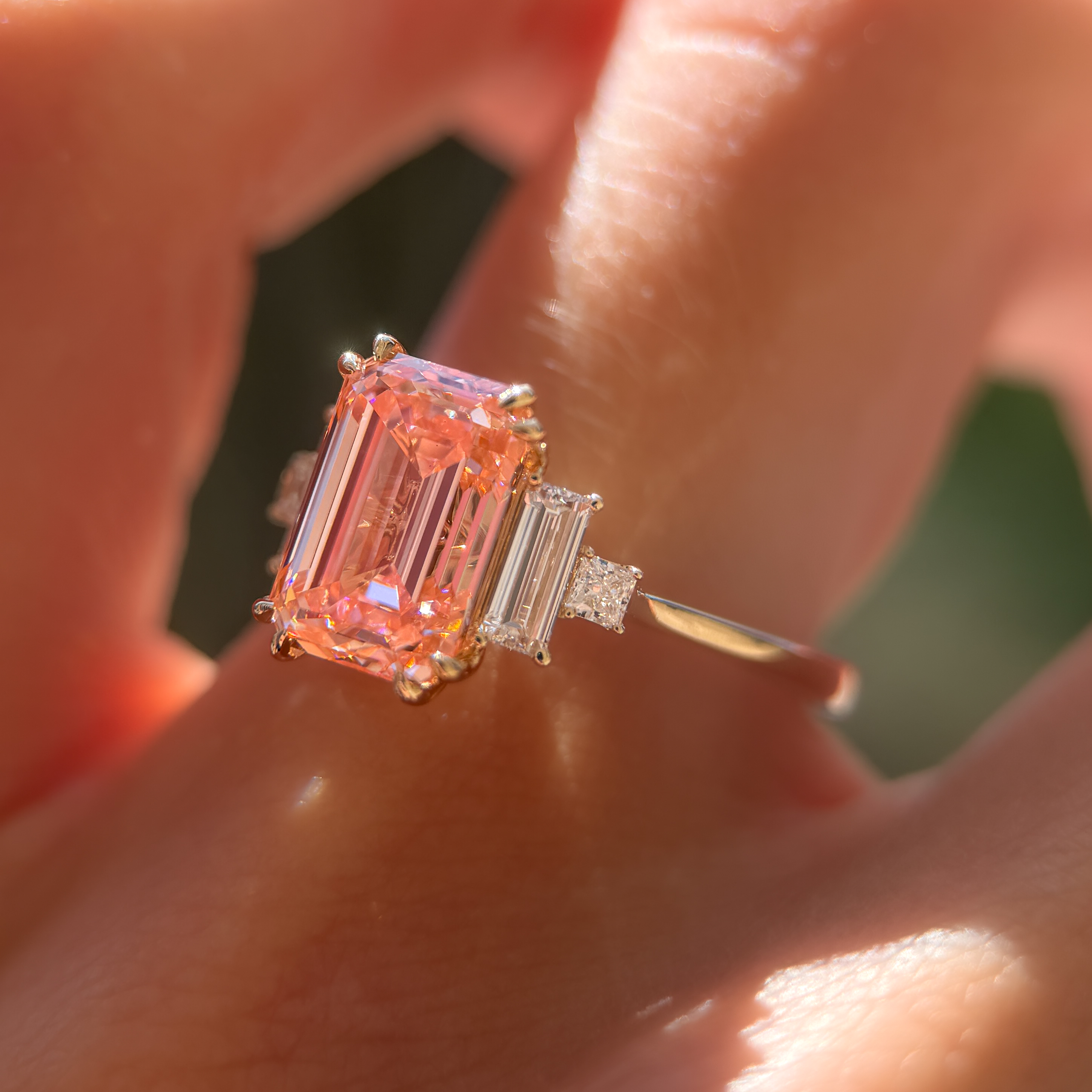 Amelia Ring I 3.08ct Elongated Cushion Pink Lab Grown Diamond