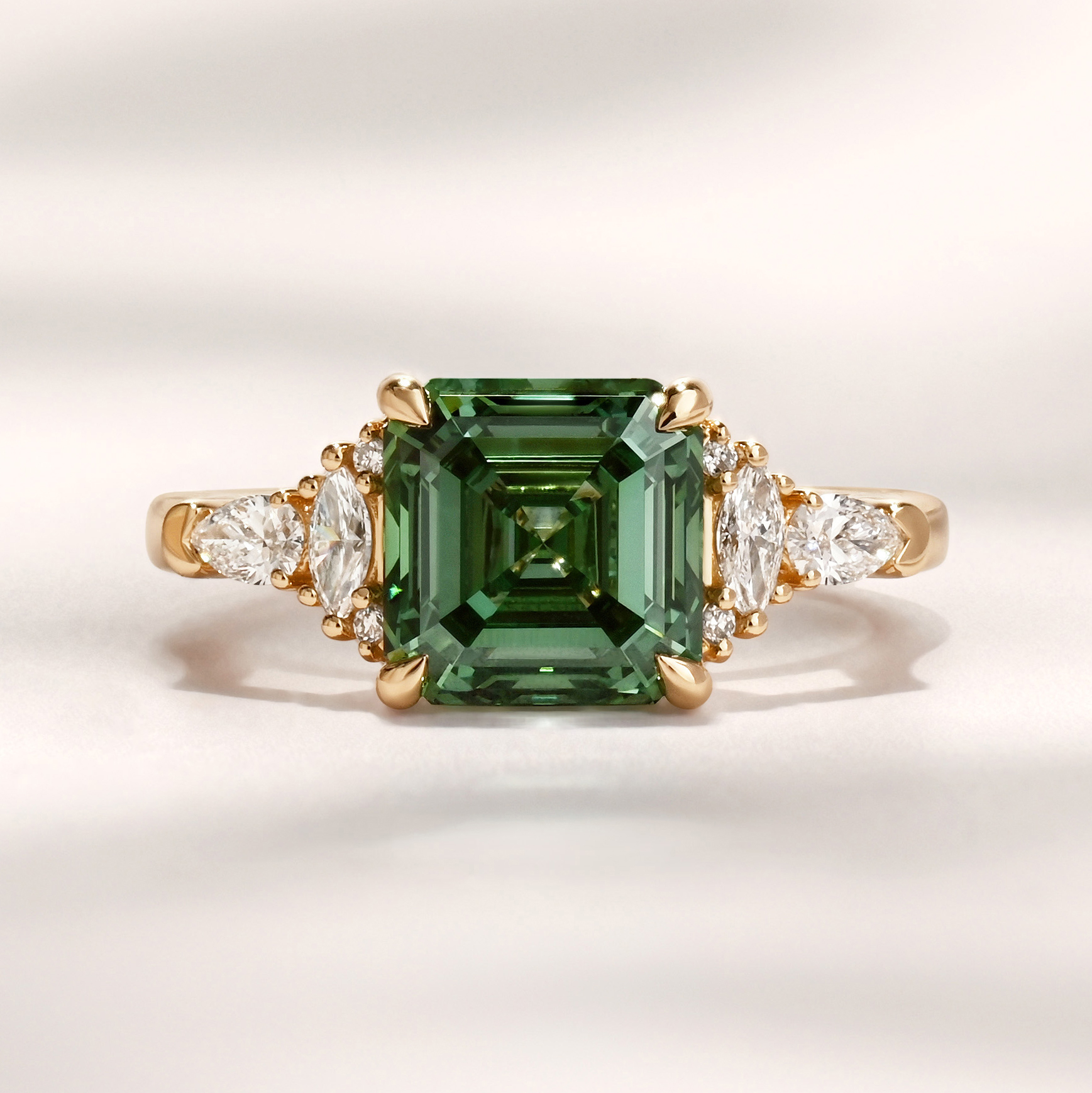 Savannah Ring | 3.20ct Asscher Green Lab Grown Diamond