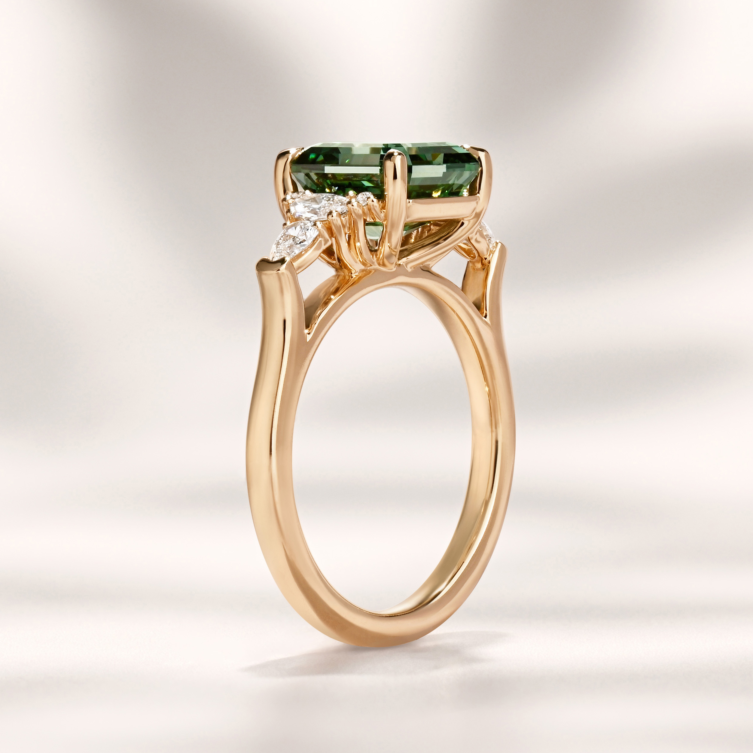 Savannah Ring | 3.20ct Asscher Green Lab Grown Diamond