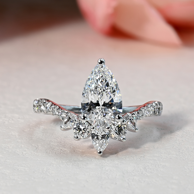 Luxe Maya 1-3/4ct Pear
