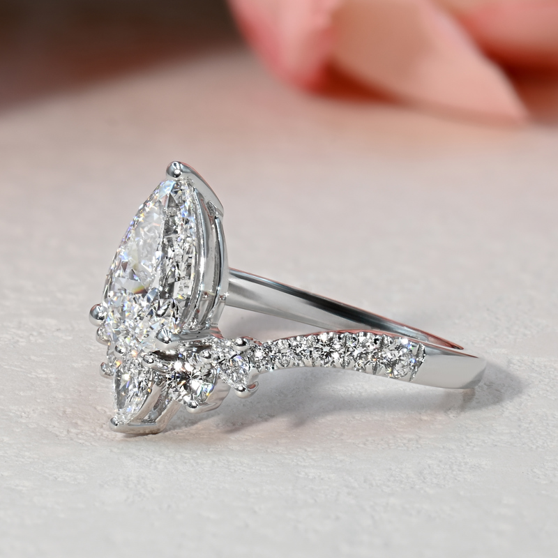 Luxe Maya 1-3/4ct Pear