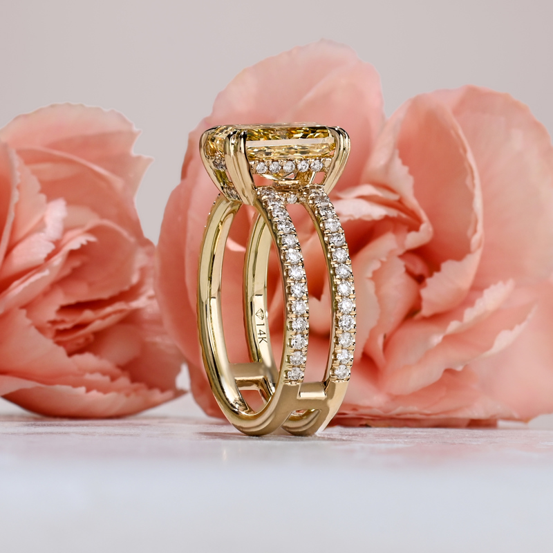 Duo Stella 2-1/2ct Fancy Yellow