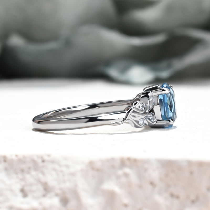 Leaf Design Twist Sky Blue Sapphire Ring