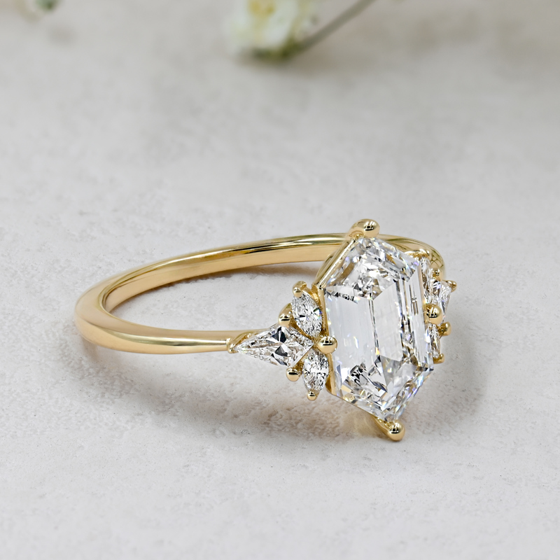 Lalilique 2ct Elongated Hexagon