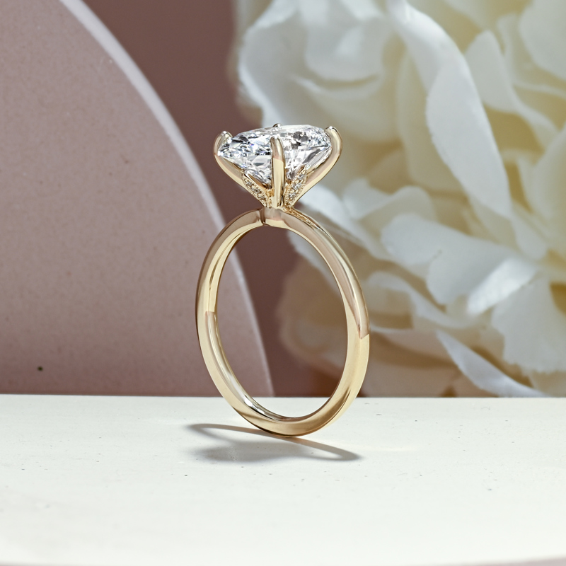 Diamond Tulip Solitaire 3-3/4ct Oval