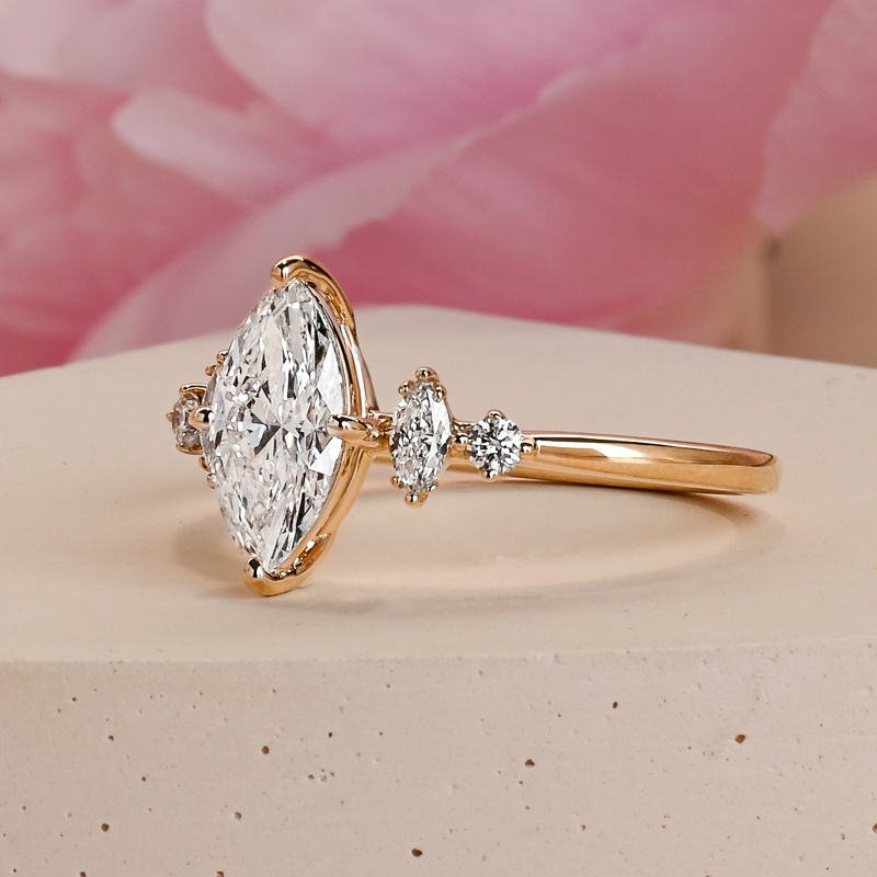 Juliette 1-1/4ct Marquise