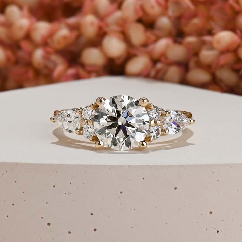 Custom Grand Pear 2ct Round