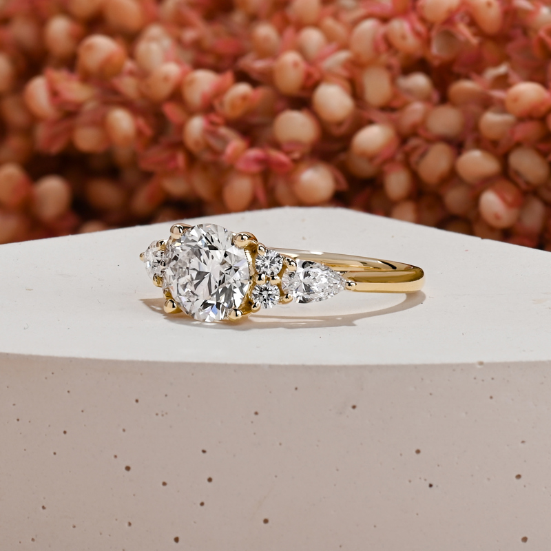 Custom Grand Pear 2ct Round