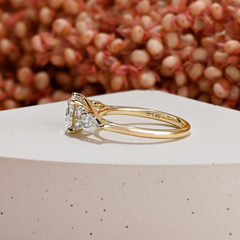 Custom Grand Pear 2ct Round