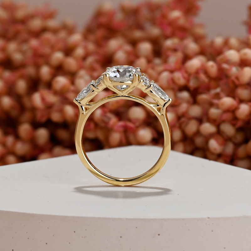 Custom Grand Pear 2ct Round