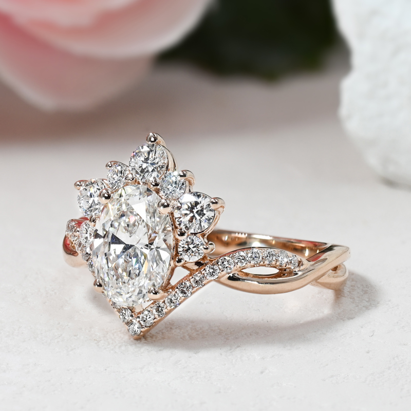 Twist Asymmetrical 1-1/4 Oval Ring