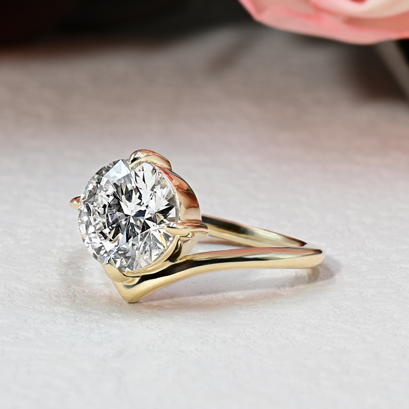 Chevron Compass 3-1/2ct Solitaire