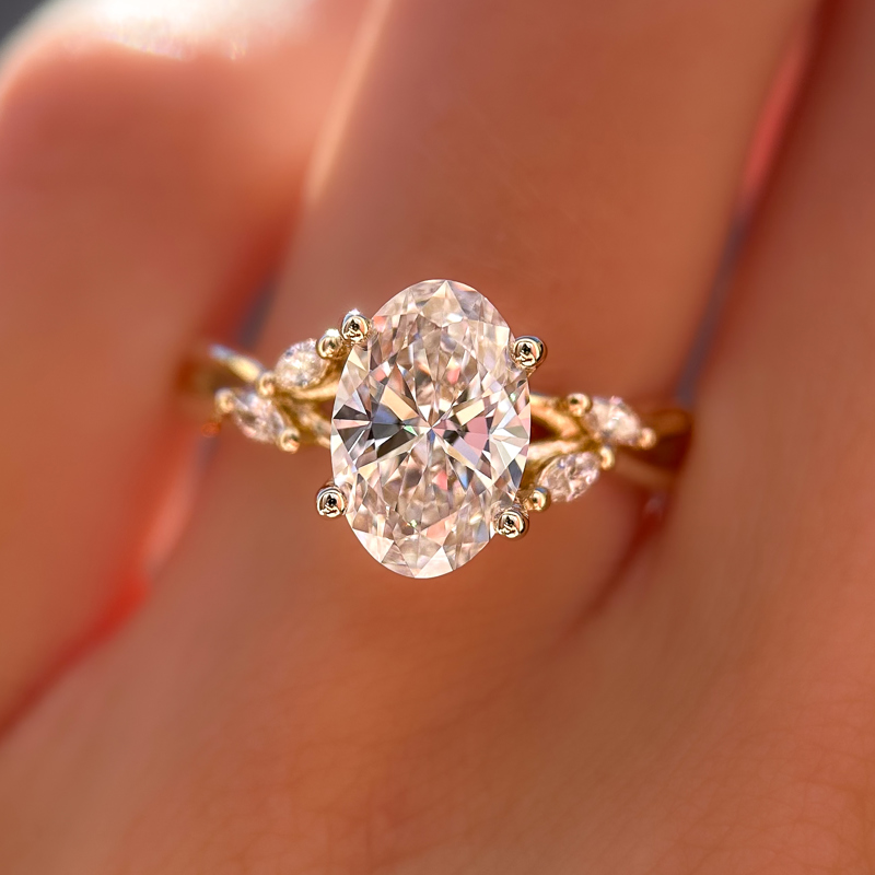 Yellow Gold Iris Hidden Halo 2ct Oval Center