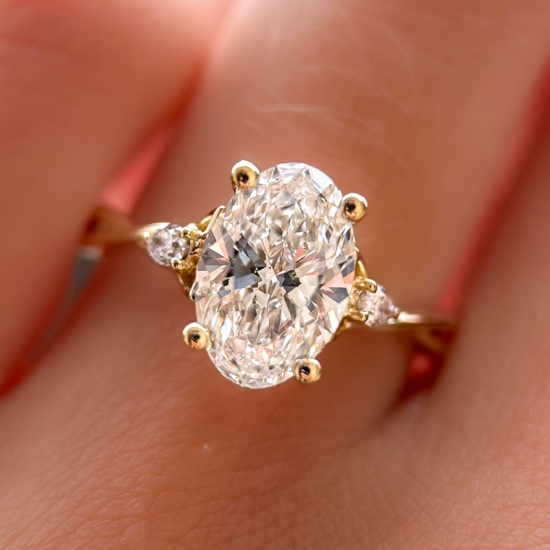 Yellow Gold Brid's Promise 2ct Oval Center