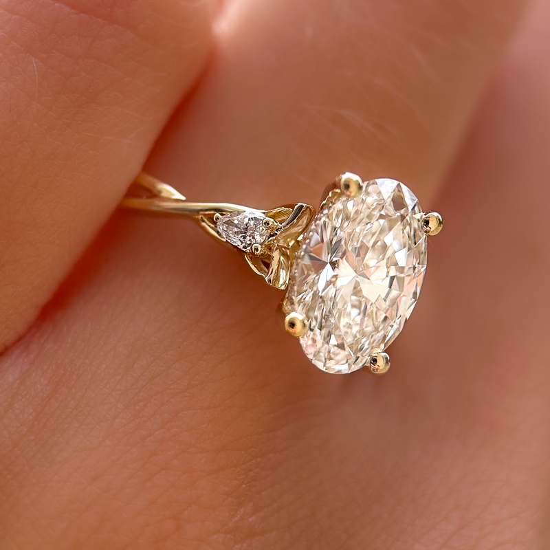 Yellow Gold Brid's Promise 2ct Oval Center