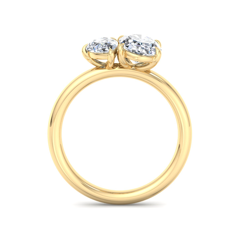 Yellow Gold Toi et Moi (2ctw) & Oval Lab Grown Diamond Center