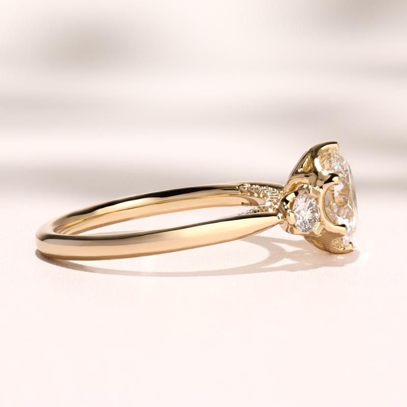 Yellow Gold Nellie Deco 2ct Round Center