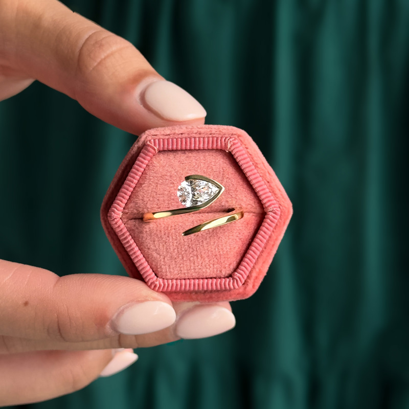 Rose Gold Nora Pear Twist (1ct)