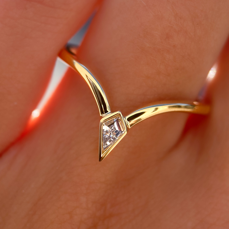Vertex Kite Bezel Band