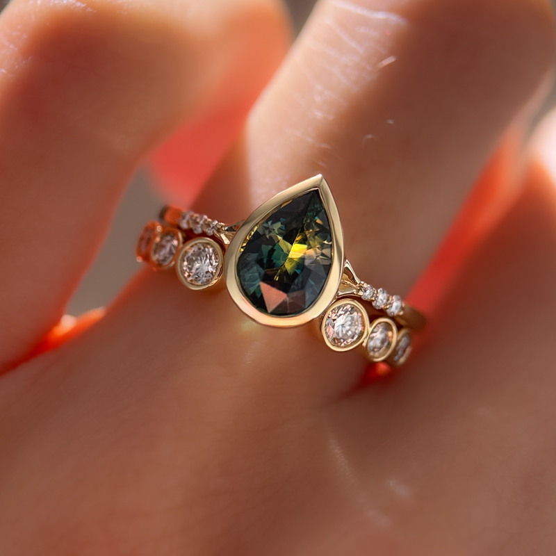 Open Kayden Bezel Band