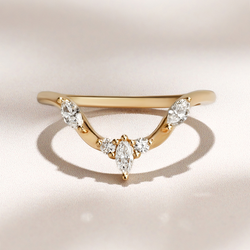Laurencia Curved Band