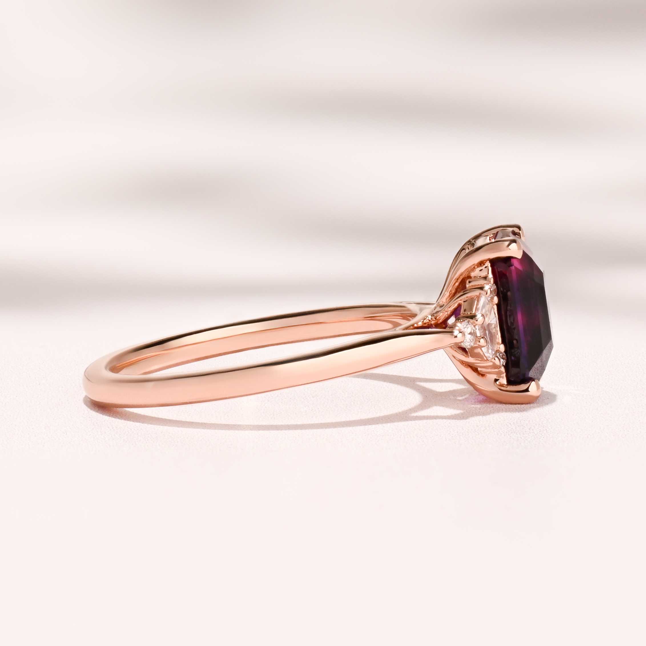 Savannah Bezel Ring I 2.65ct Purple Rectangular Sapphire