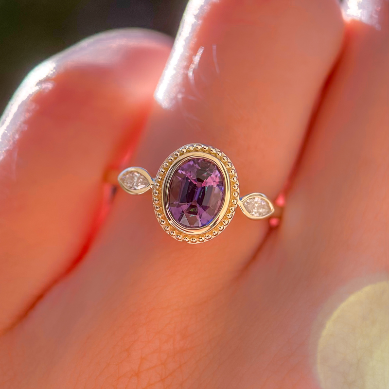 Gaia Ring I 1.26ct Oval Purple Spinel