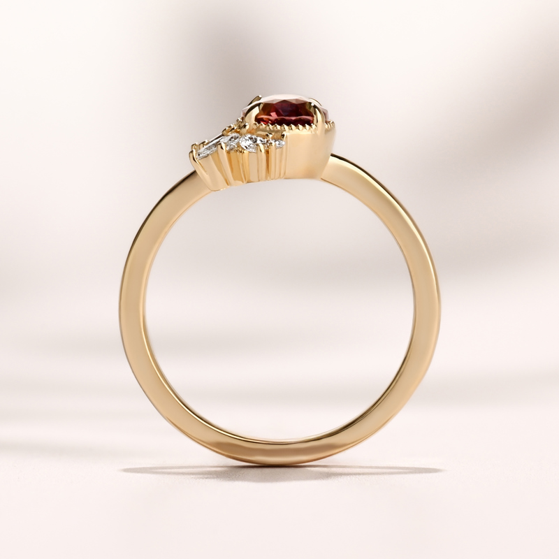 Floret Ring I 1.63ct Oval Brown Sapphire