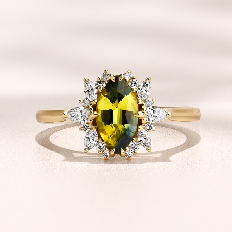 Sunray Ring I 1.05ct Marquise Green Sapphire
