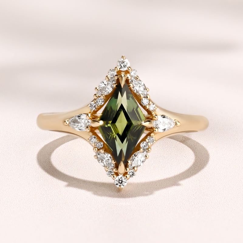 Elysia Ring I 0.97ct Lozenge Shape Green Sapphire