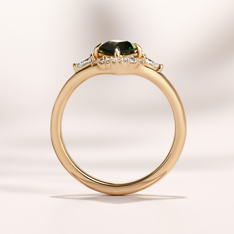 Elysia Ring I 0.97ct Lozenge Shape Green Sapphire