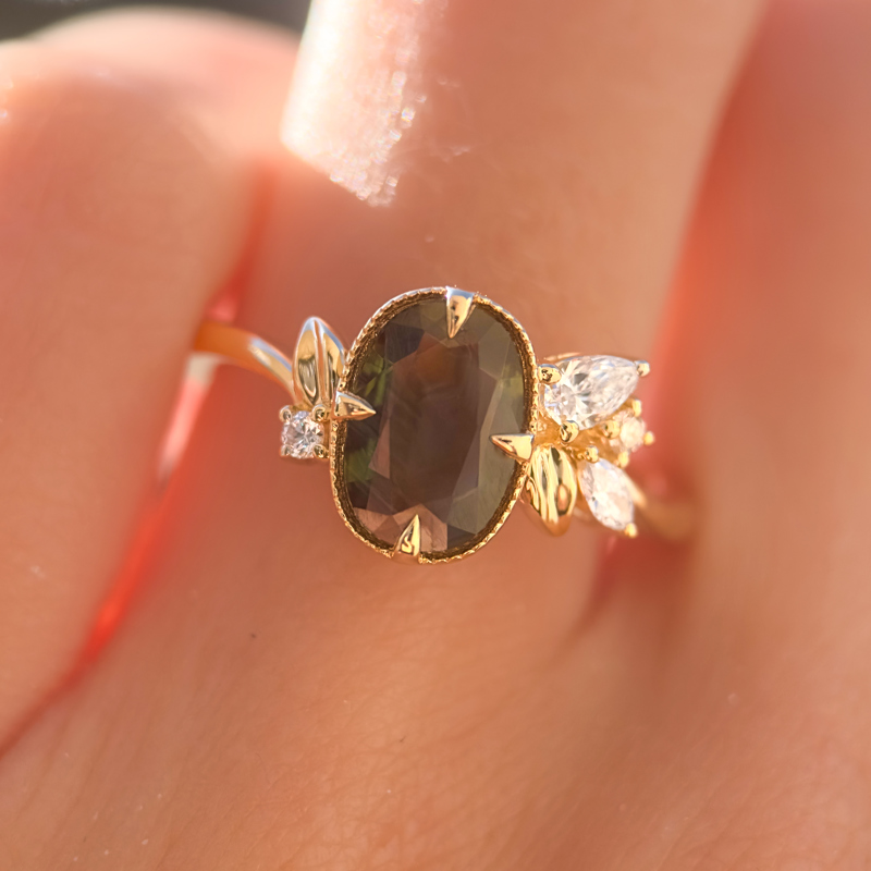 Veridia Ring I 1.39ct Oval Rose Teal Sapphire