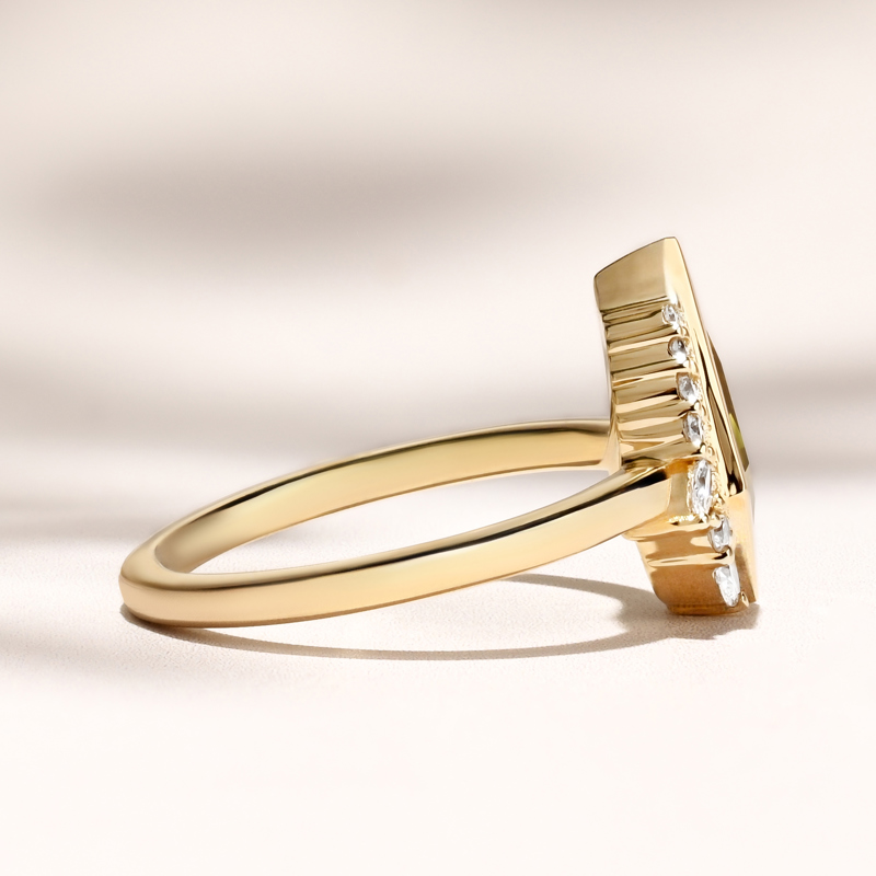 Lyanna Ring I 0.99ct  Kite Bi-Yellow & Green Sapphire