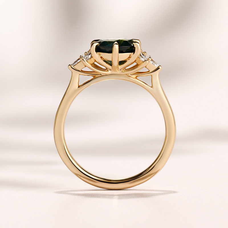 Soleil Ring | 1.82ct Round Green Sapphire