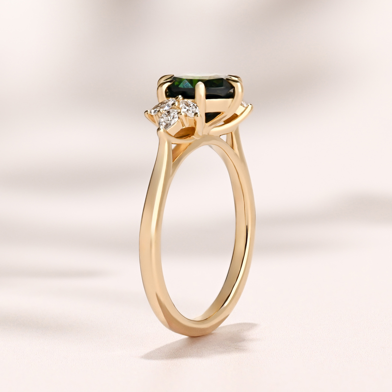Soleil Ring | 1.82ct Round Green Sapphire