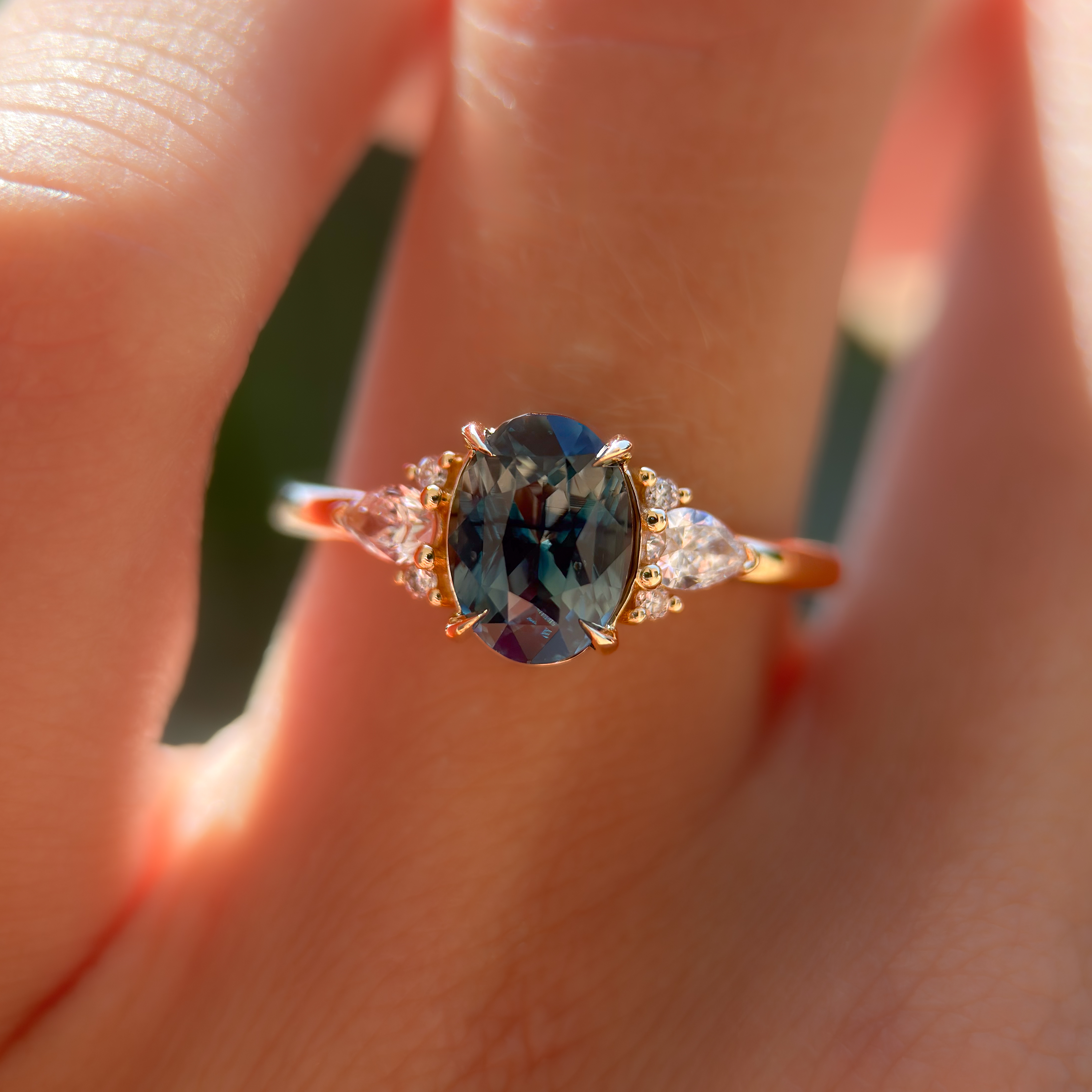 Profile Analia | 1.80ct Oval Teal Madagascar Sapphire