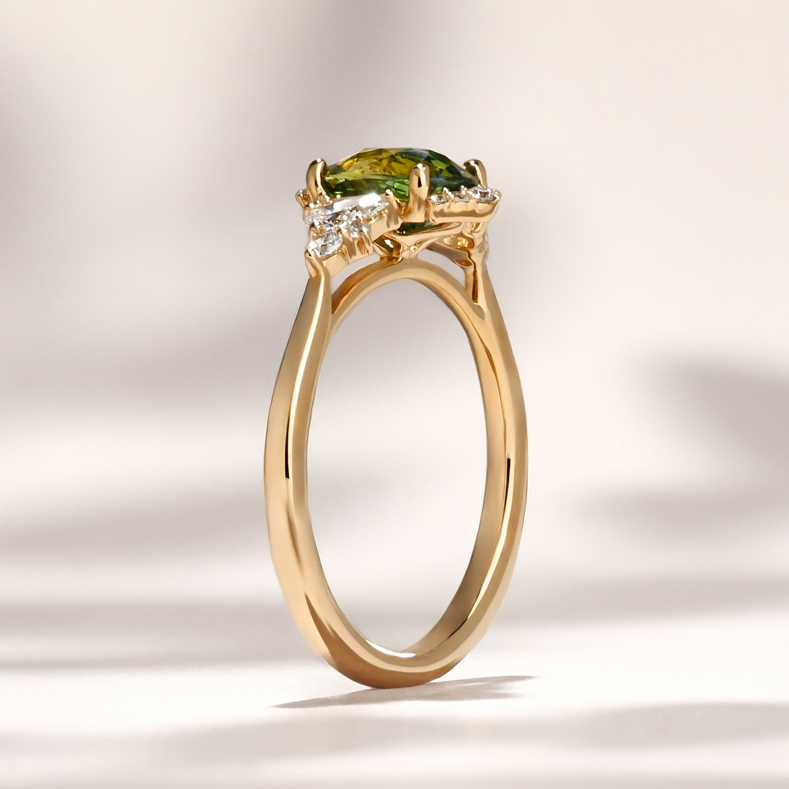 Comice Ring | 1.51ct Teal Oval Madegascar Sapphire