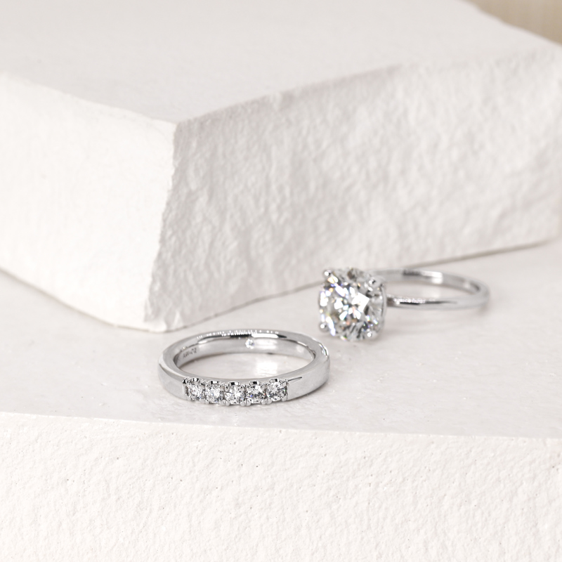 14K White Gold Five Stone 1/4ctw Lab Grown Diamond Band