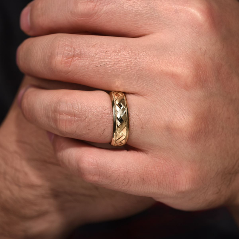 14K Yellow Gold 7mm Etched Wedding Band