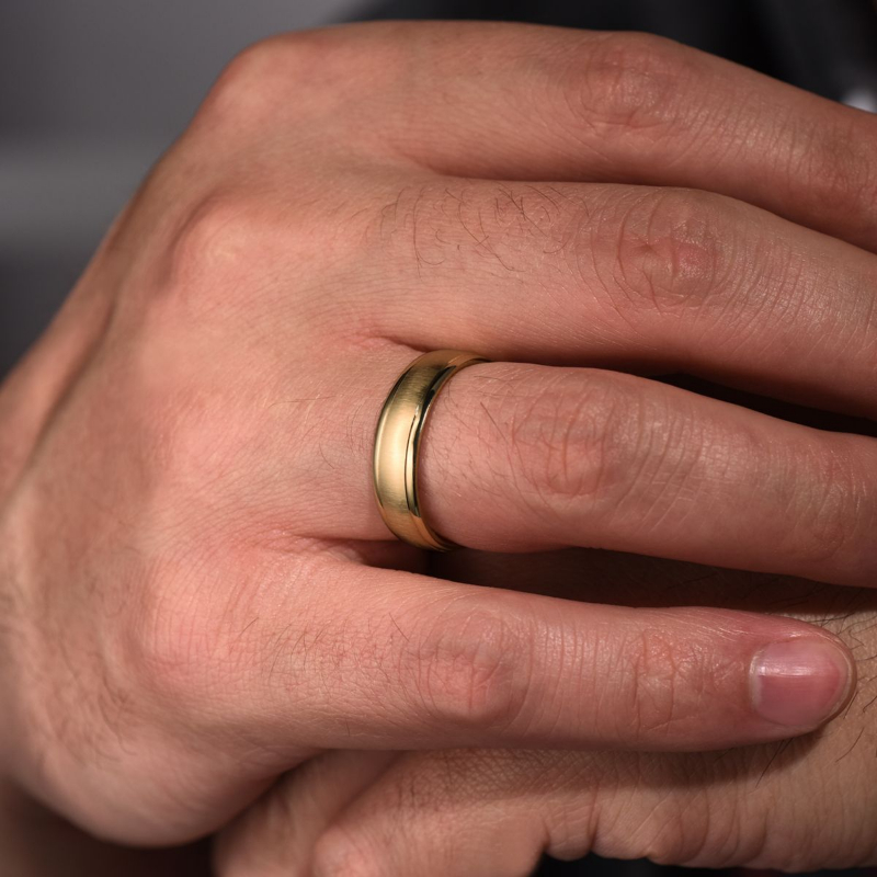 14K Yellow Gold 6mm Sanblast Center Polished Edge Wedding Band